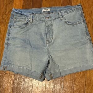 Kenzie Jeans Mid Rise Cuffed Faded Jean Shorts